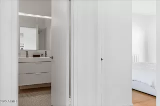 Photo #6: 6517566 Listing