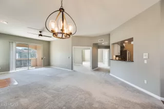 Photo #6: 6517663 Listing