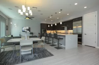 Photo #5: 6517741 Listing