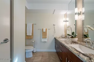 Photo #2: 6517755 Listing