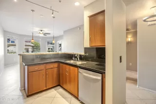 Photo #2: 6517770 Listing