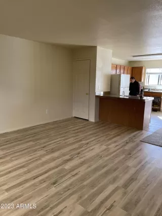 Photo #4: 6518075 Listing