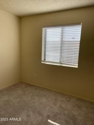 Photo #6: 6518075 Listing