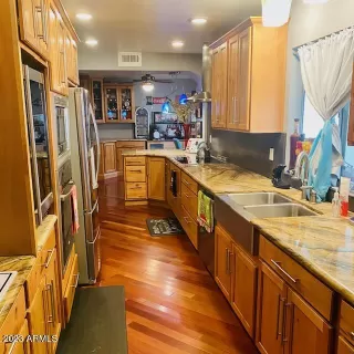 Photo #1: 6518084 Listing 