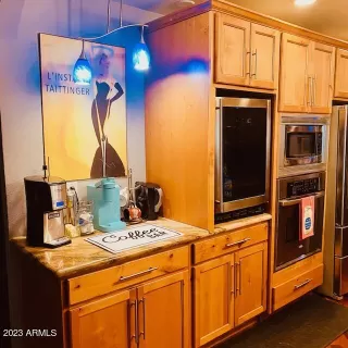 Photo #2: 6518084 Listing 