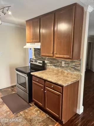 Photo #3: 6518175 Listing