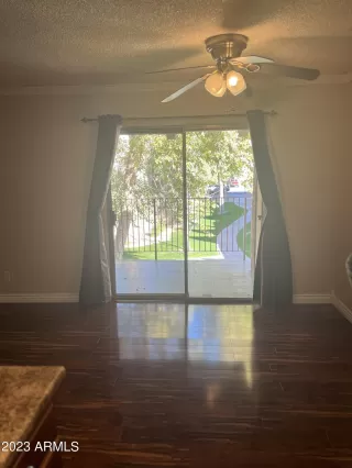 Photo #5: 6518175 Listing