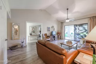 Photo #4: 6518262 Listing 