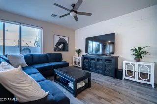 Photo #6: 6518339 Listing