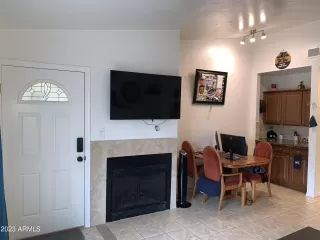 Photo #3: 6518569 Listing