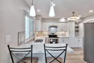 Photo #2: 6518596 Listing 