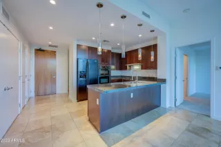 Photo #6: 6518597 Listing 