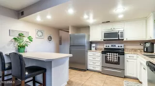 Photo #2: 6518734 Listing