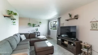 Photo #3: 6518734 Listing