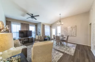 Photo #4: 6518751 Listing