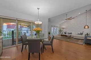 Photo #2: 6518829 Listing