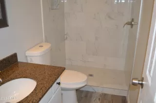 Photo #4: 6518865 Listing