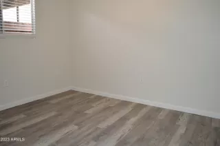 Photo #6: 6518865 Listing