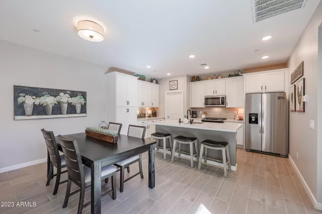 MLS: 6518945 Condo For Sale