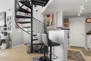 Photo #6: 6519065 Listing 