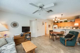 Photo #4: 6519326 Listing 