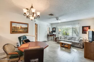 Photo #5: 6519326 Listing 