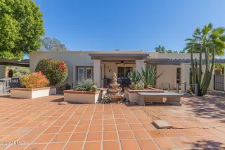 Photo #4: 6519390 Listing