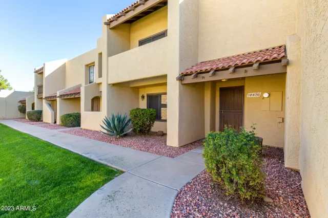 MLS: 6519412 Condo For Sale