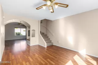 Photo #3: 6519412 Listing