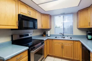 Photo #1: 6519593 Listing 