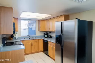 Photo #6: 6519593 Listing 