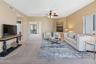 Photo #2: 6519726 Listing