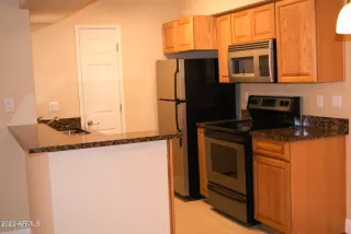 Photo #2: 6519807 Listing