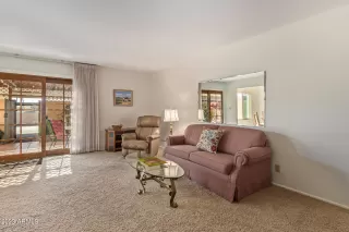 Photo #3: 6519878 Listing 