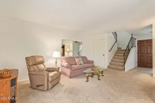 Photo #6: 6519878 Listing 