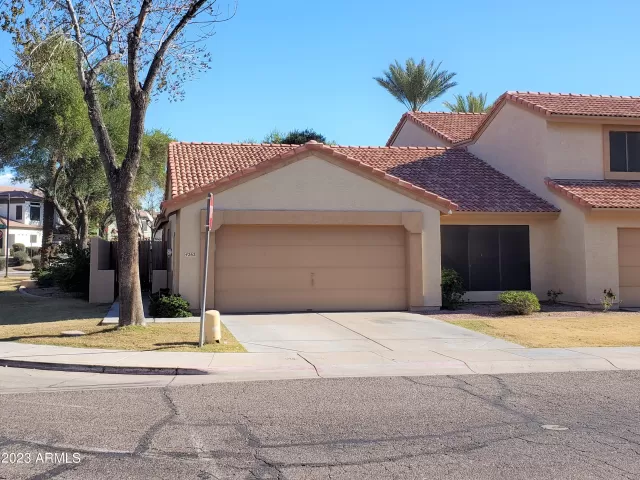 MLS: 6520001 Condo For Sale