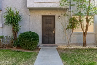 Photo #2: 6520111 Listing 