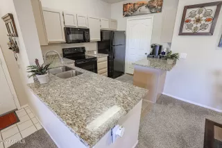 Photo #6: 6520337 Listing 