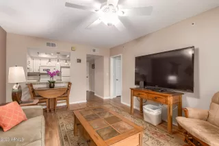 Photo #4: 6520474 Listing