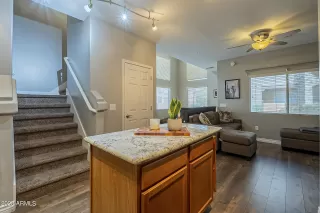 Photo #4: 6520579 Listing 