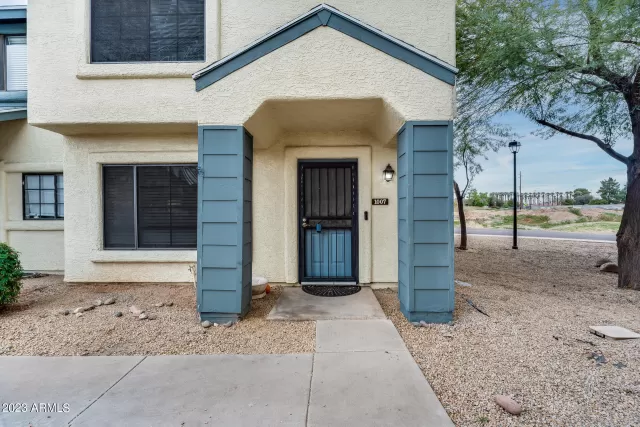 MLS: 6520639 Condo For Sale