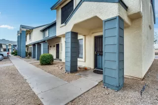 Photo #2: 6520639 Listing