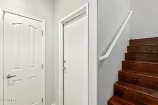 Photo #3: 6520735 Listing