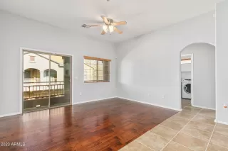 Photo #4: 6520735 Listing