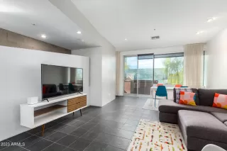 Photo #3: 6520750 Listing 