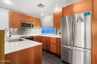 Photo #6: 6520750 Listing 