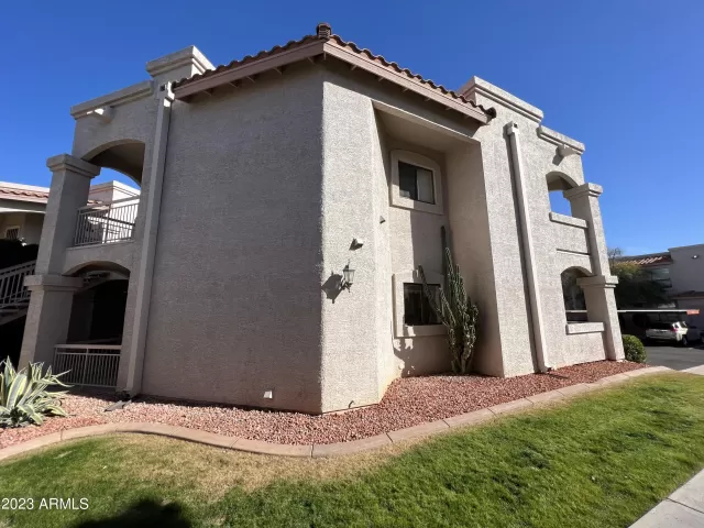 MLS: 6520970 Condo For Sale