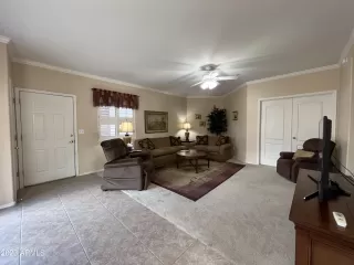 Photo #6: 6520970 Listing