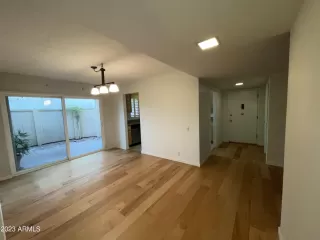 Photo #4: 6520988 Listing 