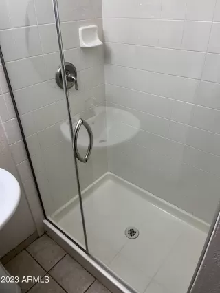 Photo #4: 6521280 Listing